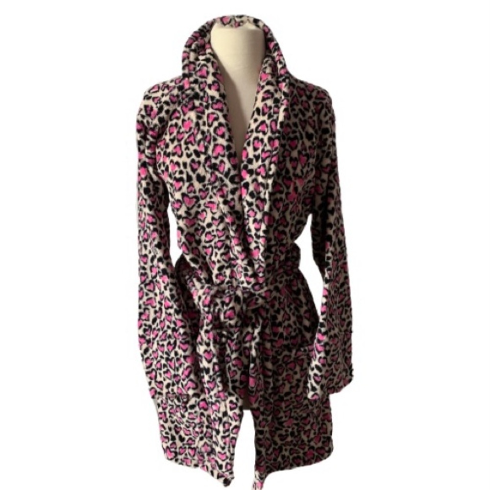Victoria’s Secret Robe XS S Pink Leopard Hearts Short Belt Pockets Plush Cozy